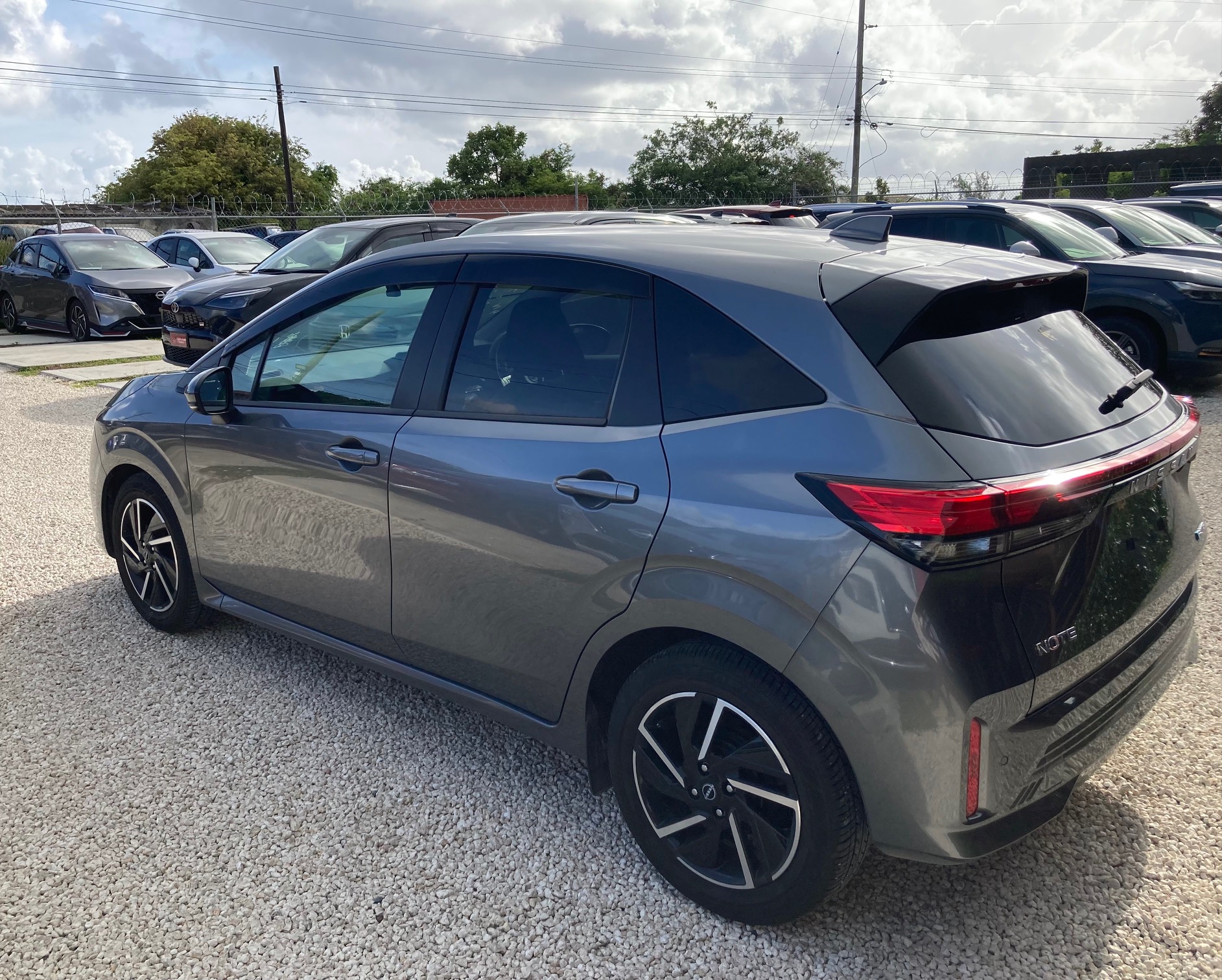 Nissan Note Image 3