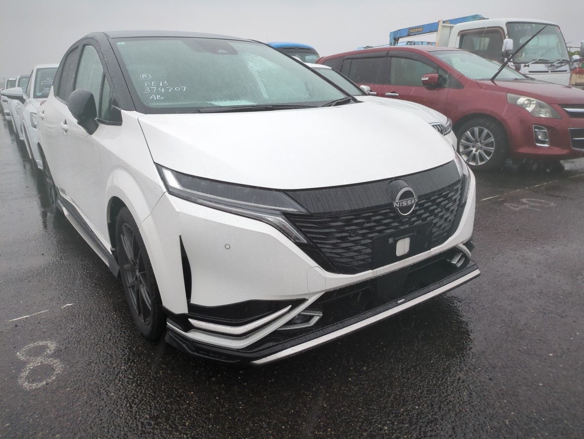 Nissan Note Aura