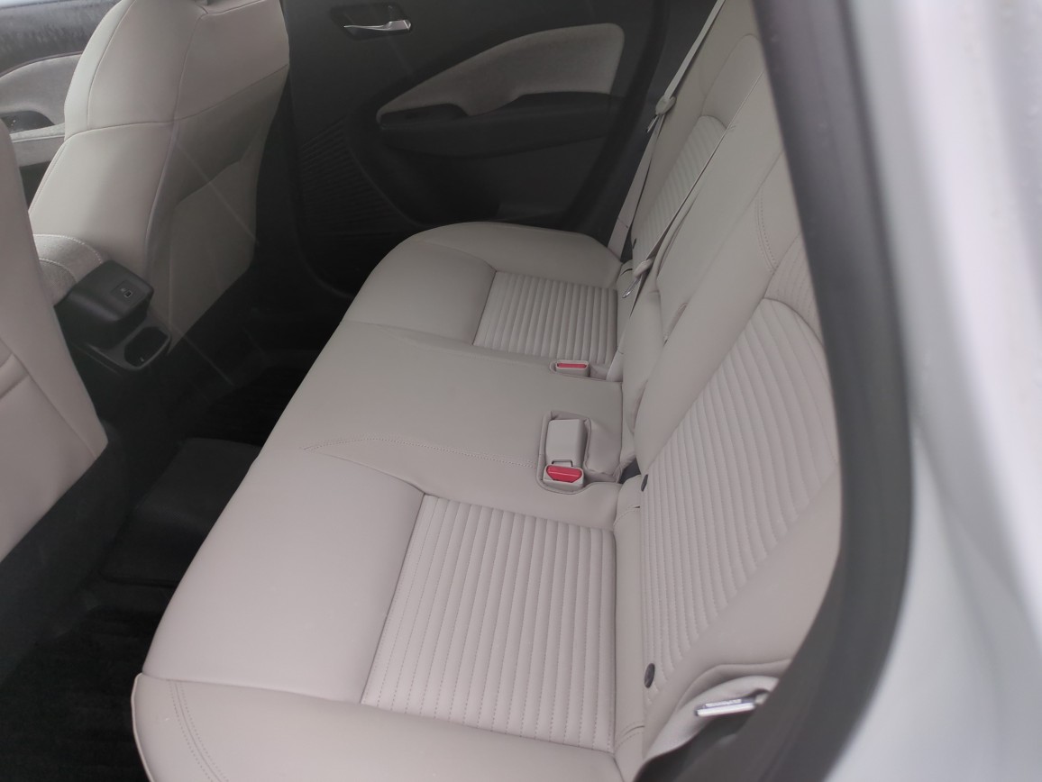 Nissan Note Aura Image 3