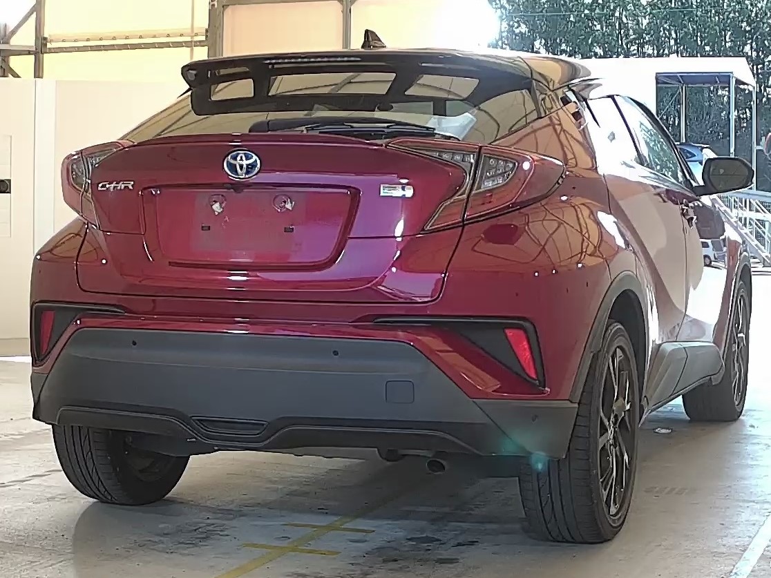 Toyota CHR G NERO Image 3