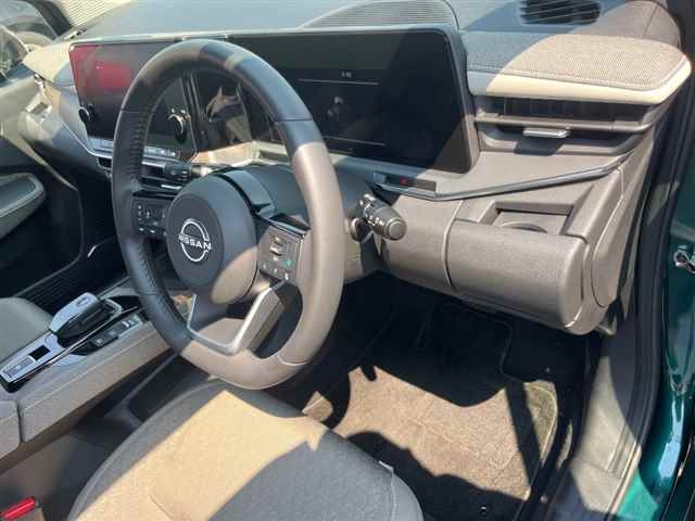 Nissan Note Aura Image 2