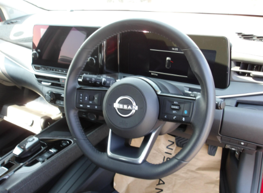 Nissan Note Aura Image 2