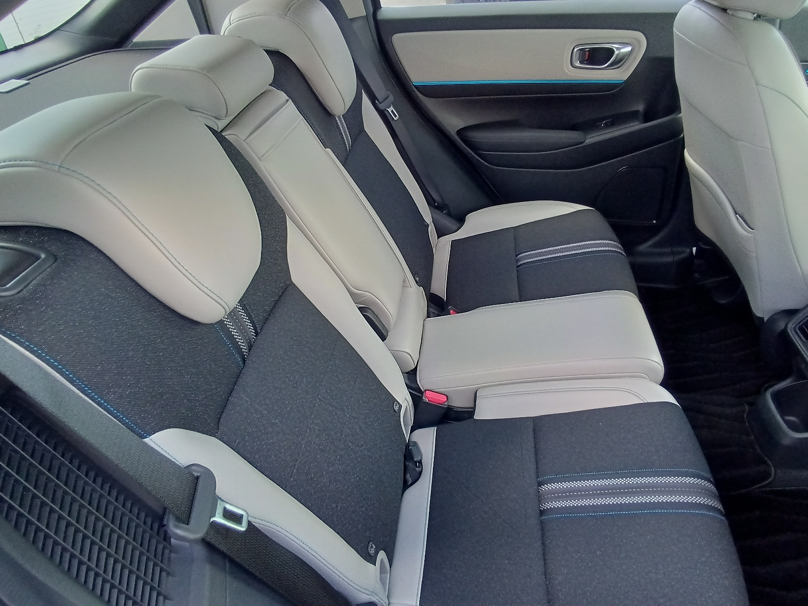 Honda Vezel HeV Image 3