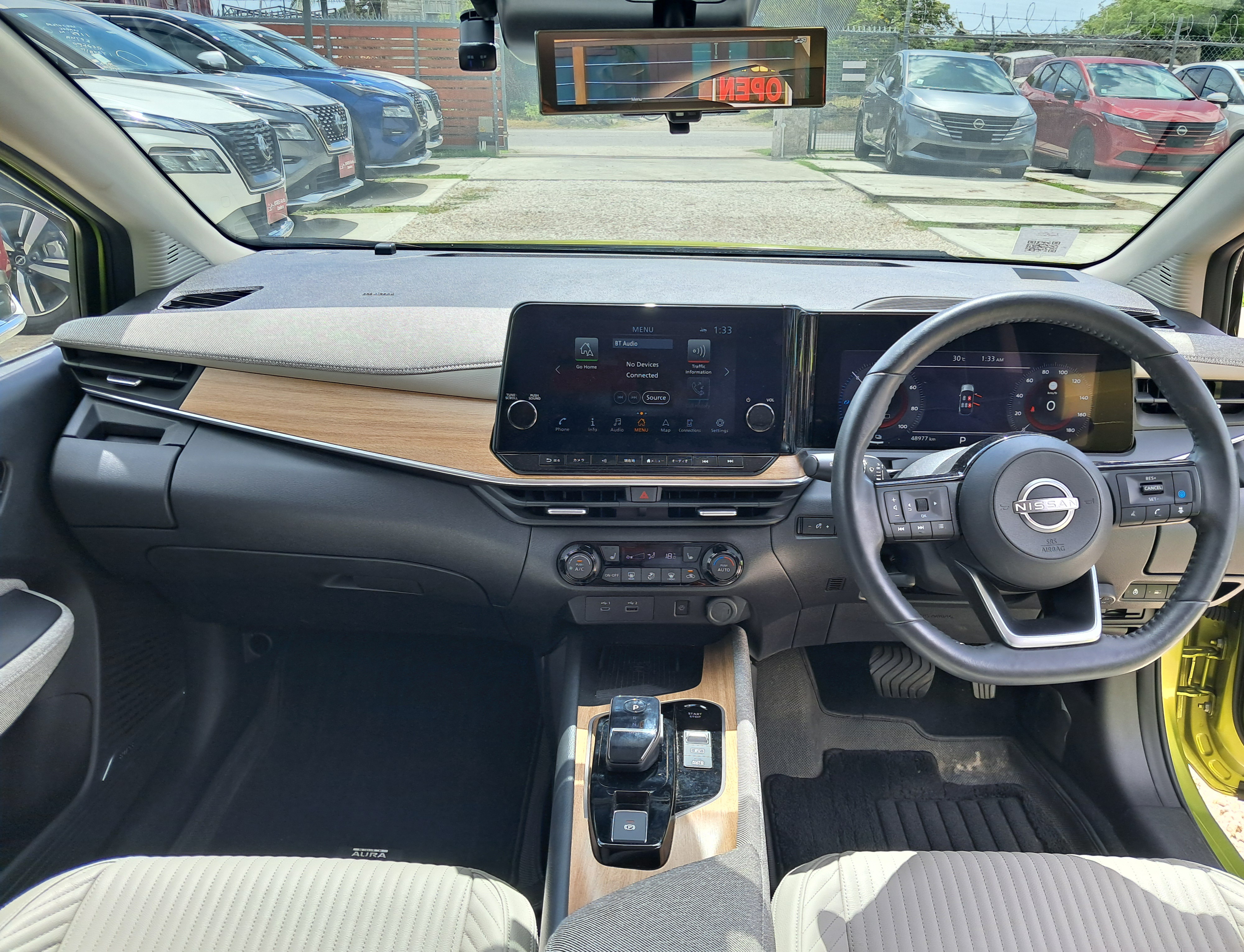 Nissan Note Aura Image 2