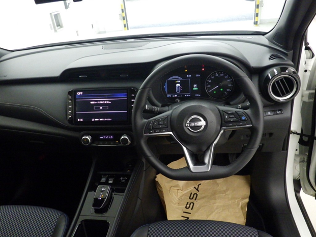 Nissan Kicks Image 2