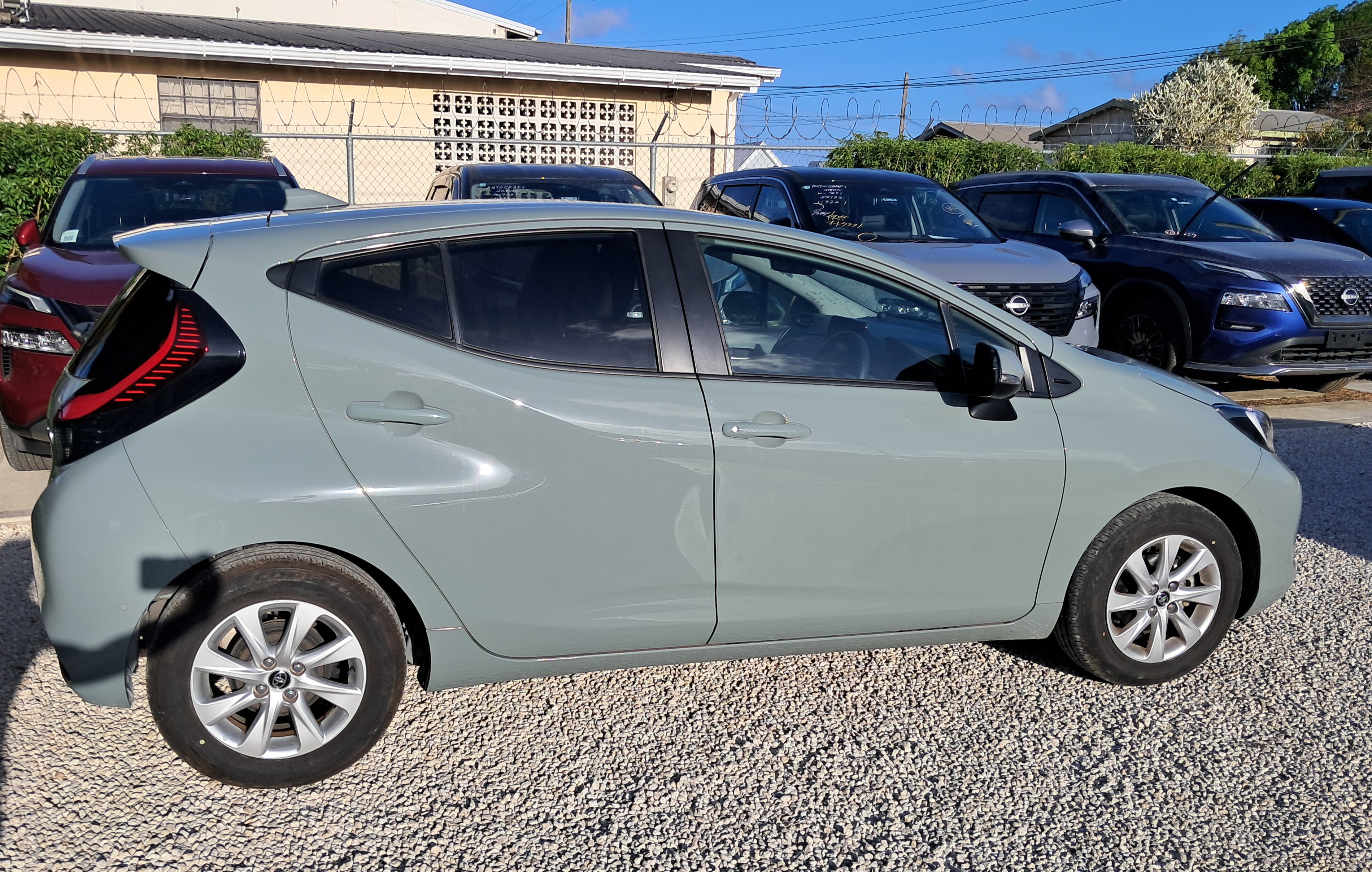 Toyota Aqua Image 5