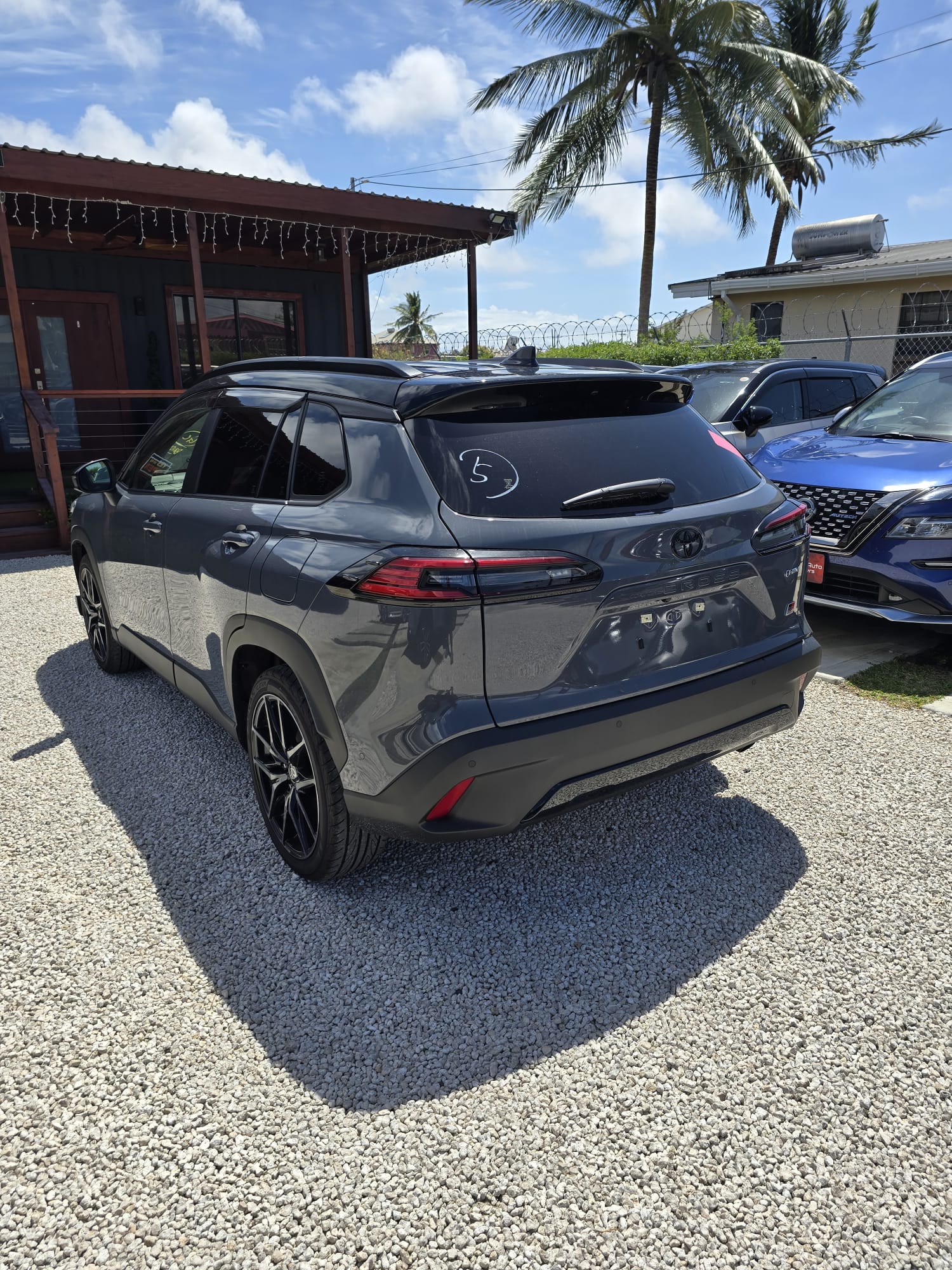 Toyota COROLLA CROSS GR Sport Image 2