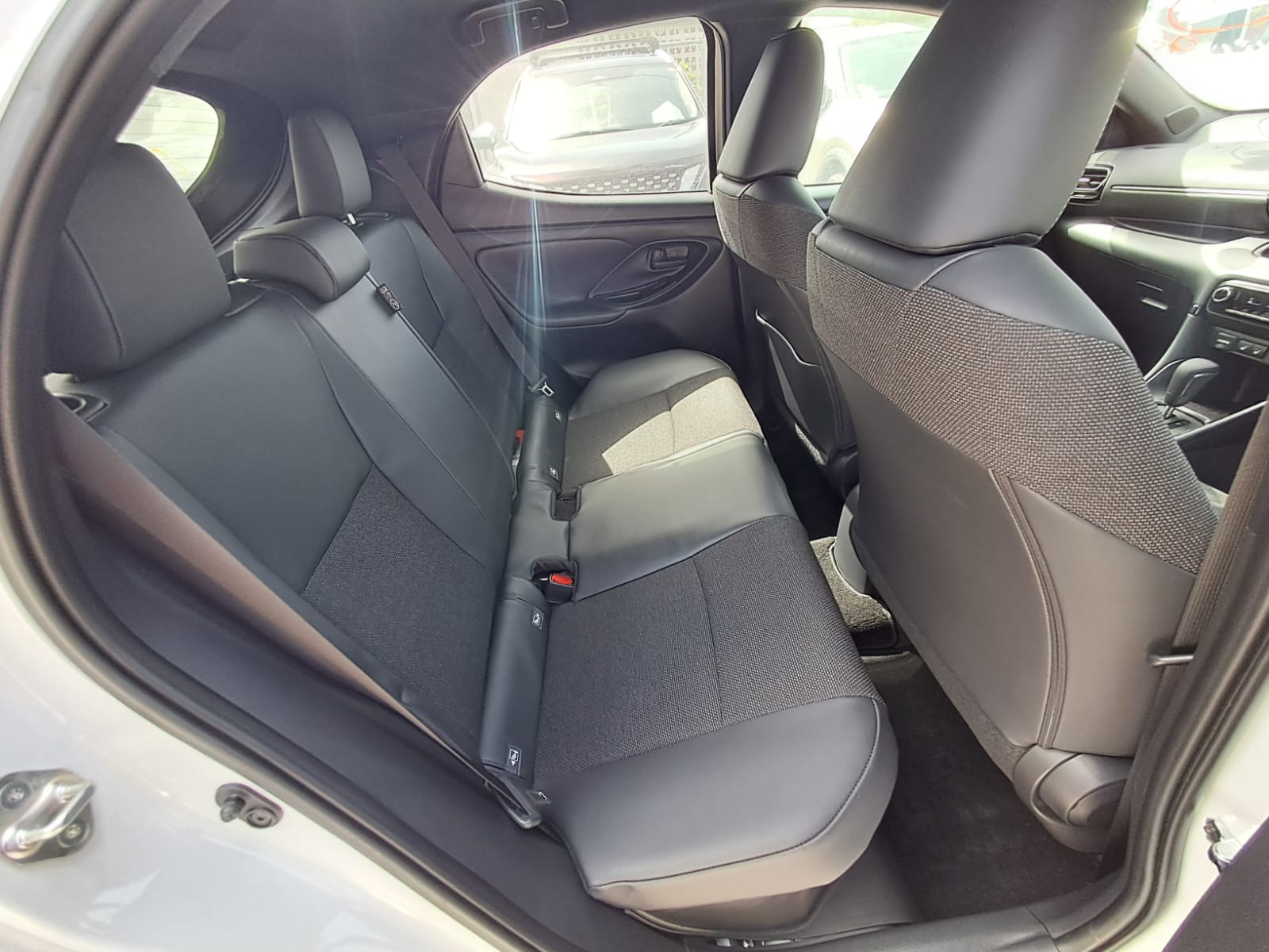 Toyota Yaris Image 4