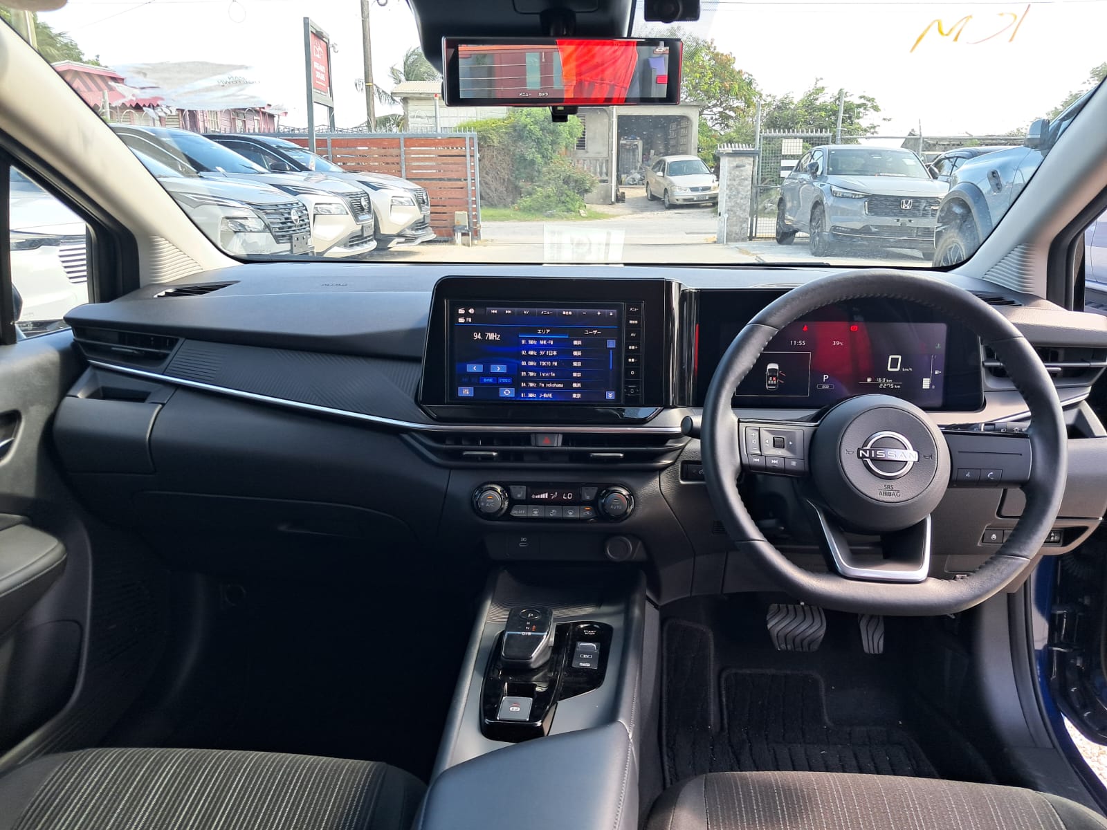 Nissan Note Image 2