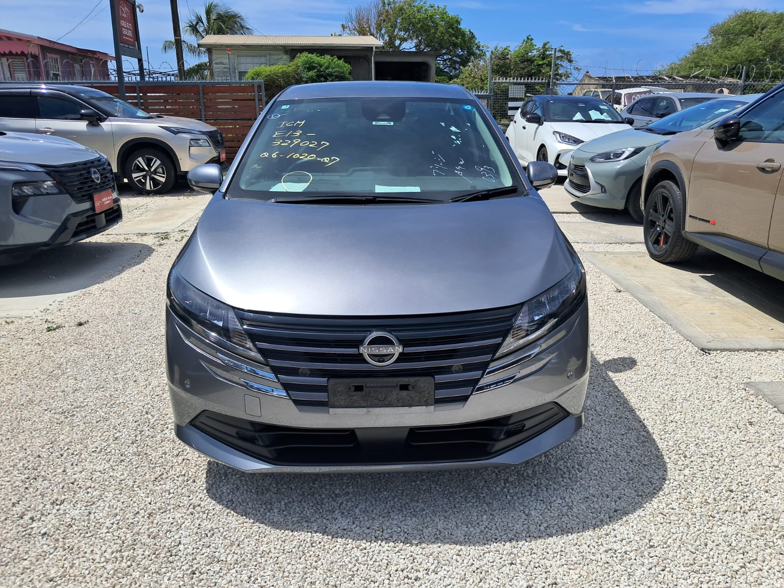 Nissan Note Image 2